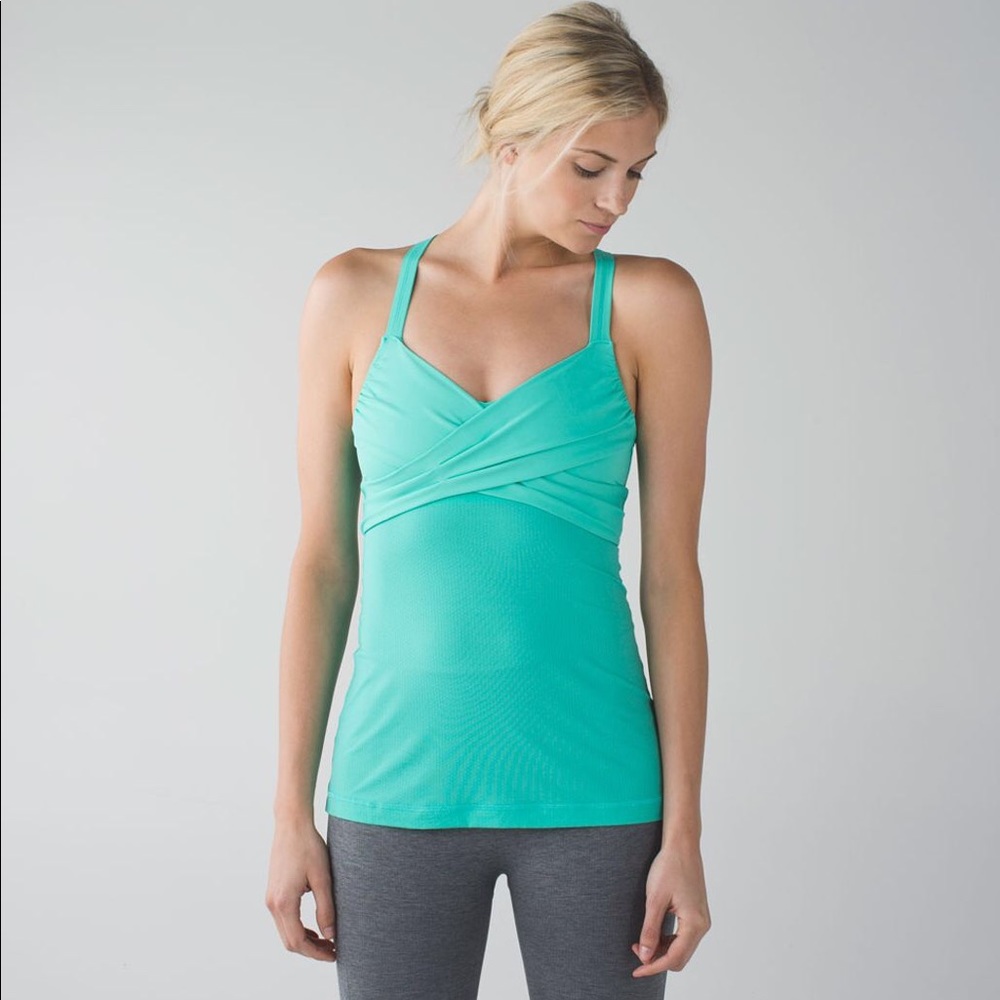 NWOT lululemon wrap it up tank